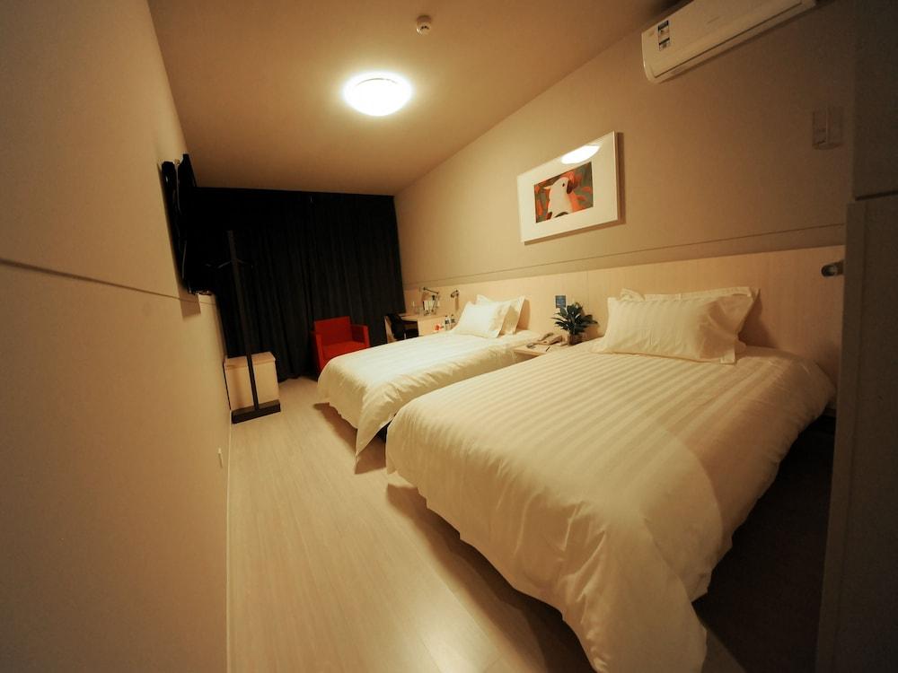 Jingjiang Inn Shanghai Jiading Chengzhong Road Екстер'єр фото