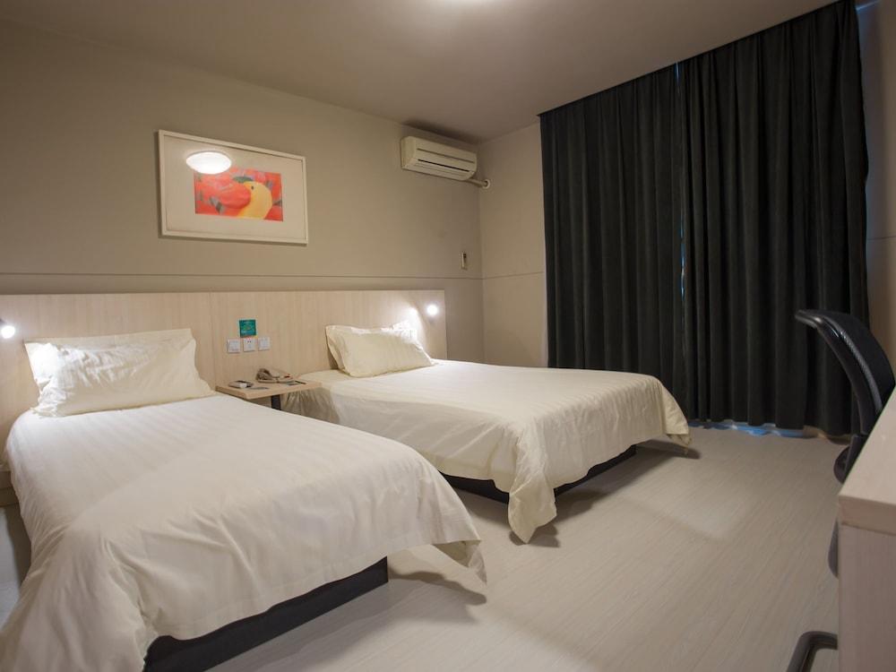 Jingjiang Inn Shanghai Jiading Chengzhong Road Екстер'єр фото