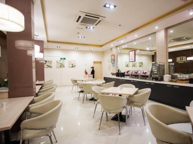 Jingjiang Inn Shanghai Jiading Chengzhong Road Екстер'єр фото