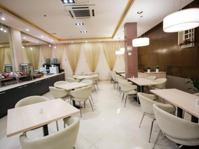 Jingjiang Inn Shanghai Jiading Chengzhong Road Екстер'єр фото