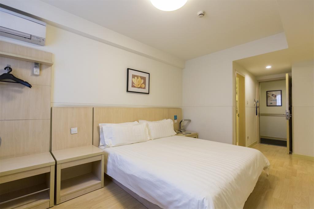 Jingjiang Inn Shanghai Jiading Chengzhong Road Екстер'єр фото