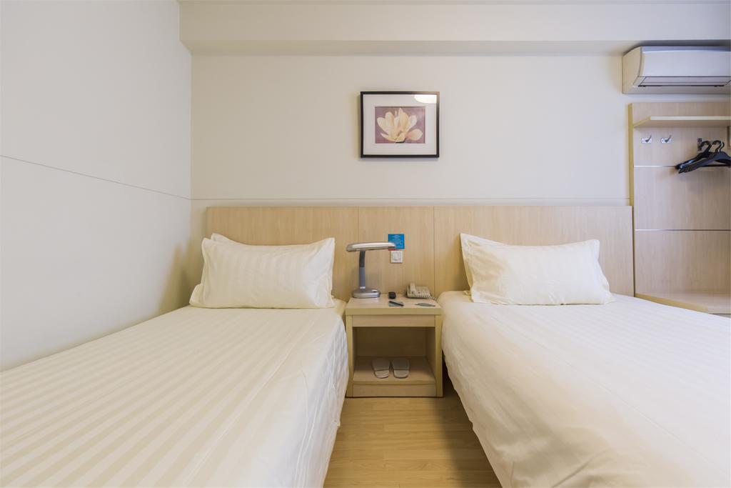 Jingjiang Inn Shanghai Jiading Chengzhong Road Екстер'єр фото