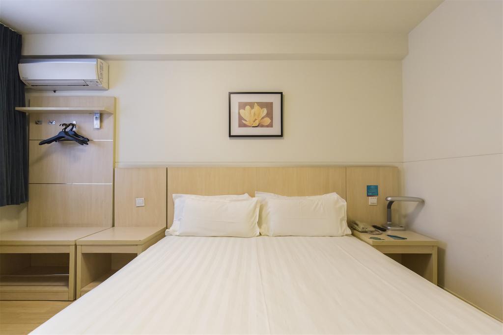Jingjiang Inn Shanghai Jiading Chengzhong Road Екстер'єр фото